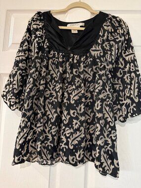 Studio M Petite Black & Beige Floral Blouse MP Rayon & Silk Blend